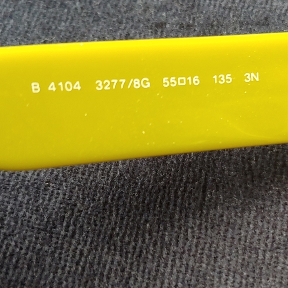 Burberry Women Green & Gunmetal Sunglasses - Picture 4 of 6